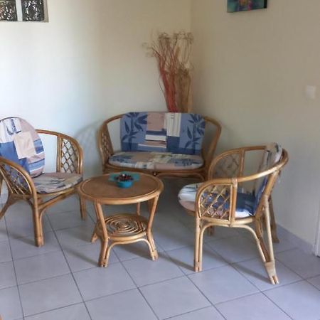 Charmant Petit T2 Dans Maison Vieux-Bourg Екстериор снимка