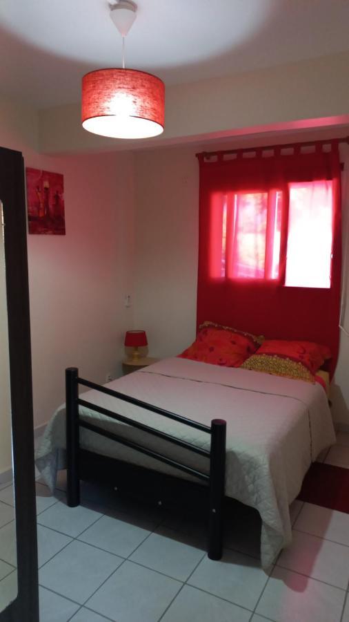 Charmant Petit T2 Dans Maison Vieux-Bourg Екстериор снимка